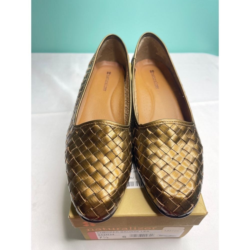 Shimmering Woven Loafers - Stylish Comfort